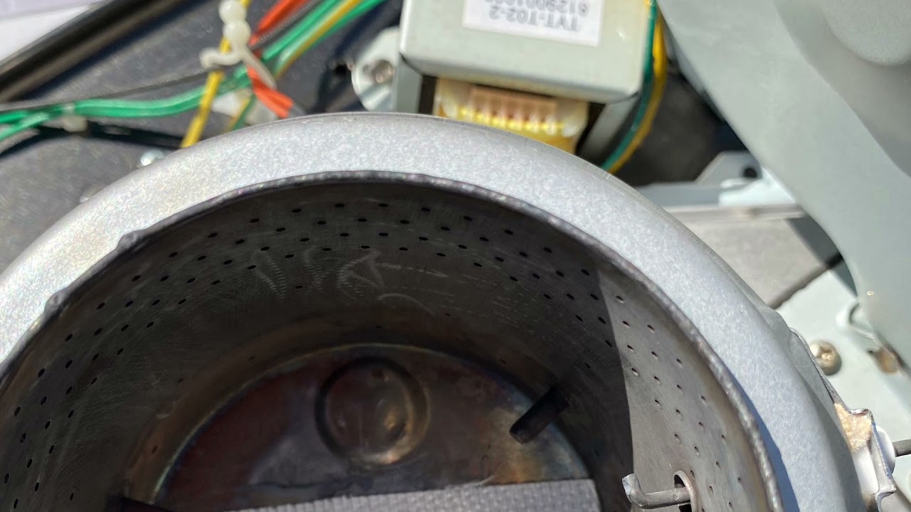 Cambio de ignitor estufa toyotomi, cuidado