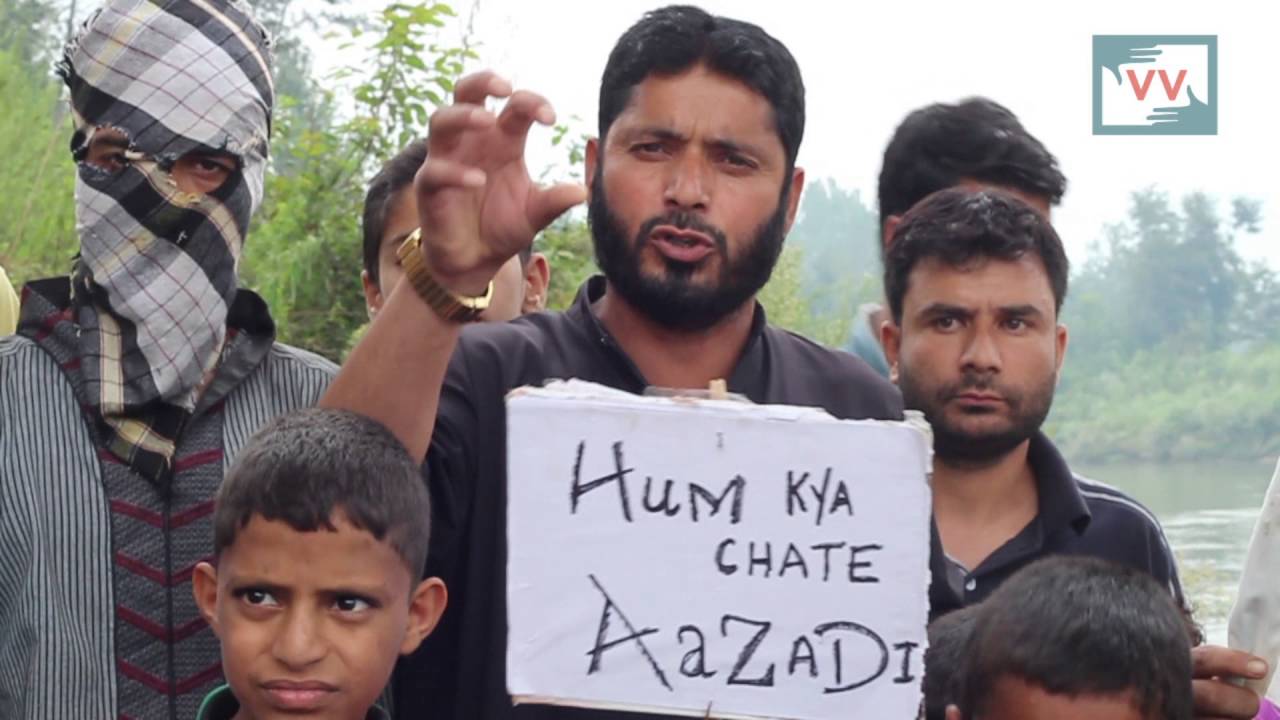 Free Kashmir Rally Takes to Water