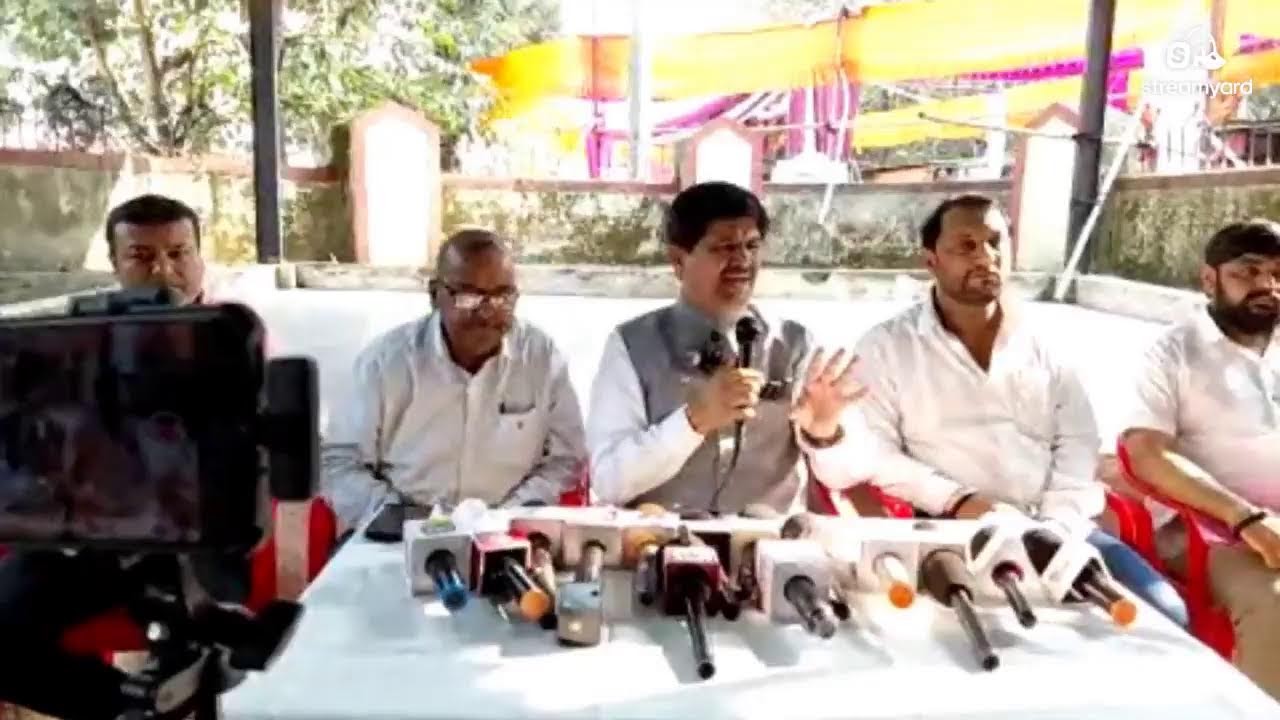 Press conference of labor leader Yashwant Bhosale