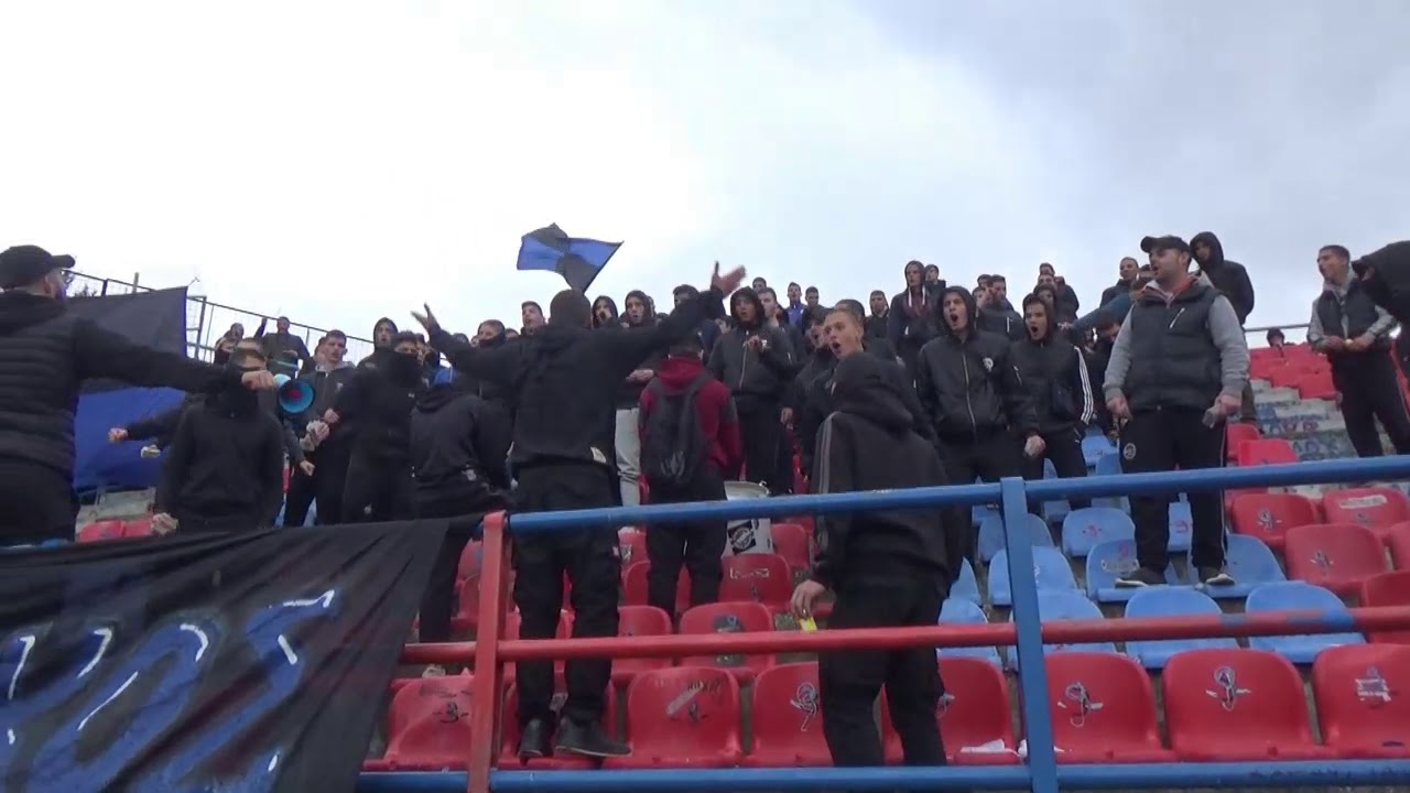 Οπαδοί Χαραυγιακού: Κάθε Κυριακή...