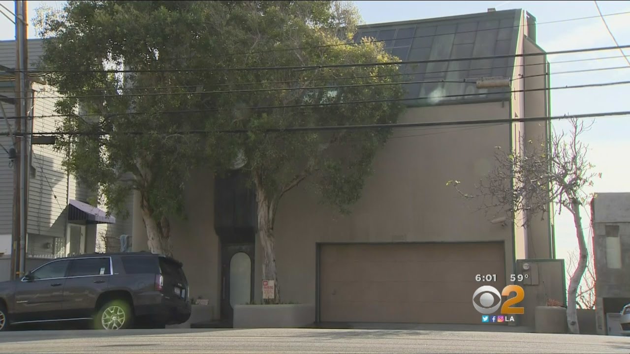Malibu Homeowner Facing $4 Million Fine For Blocking Beach Access