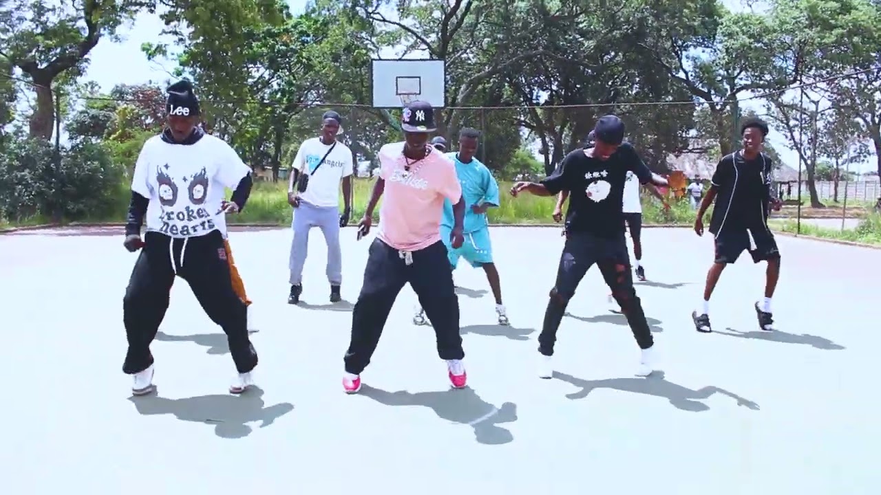 Mufakose Dance class by Groover and Ambitious dance crew 
