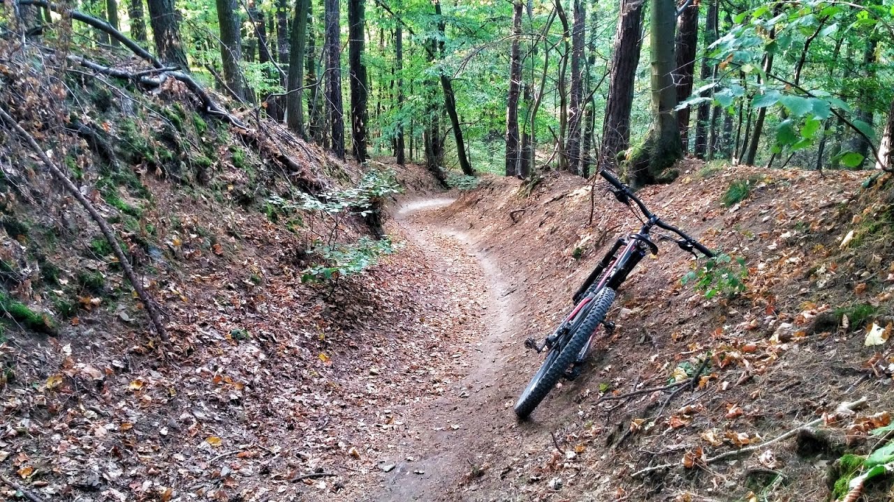Trail kolem Trojáku (stezka vhodná pro MTB, Brno)