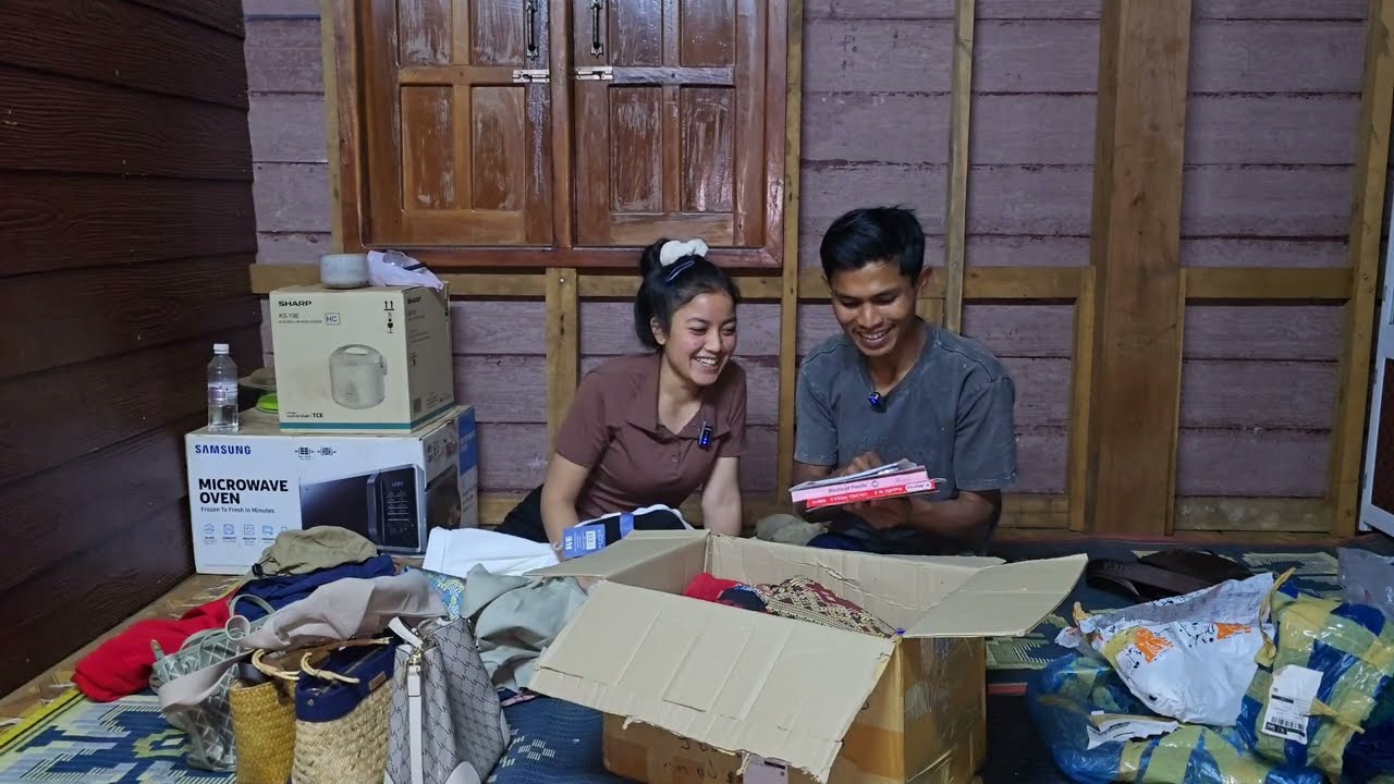 แกะแล้วก่องของฝากน้องบอง บอกได้เลยหลากหลักล้าน 12 กุมภาพันธ์ ค.ศ. 2026