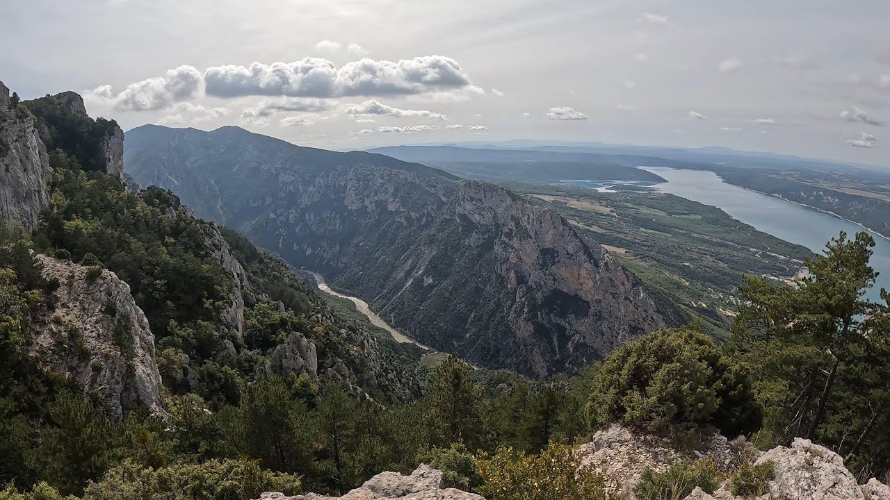 Wanderung Naturpark Verdon - Teil 2: der Abstieg über einen alpinen Trail