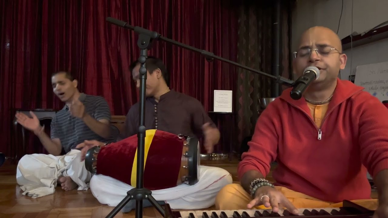 Ecstatic Sunday Feast Kirtan by HG Nityanand Charan Das | May 21, 2023