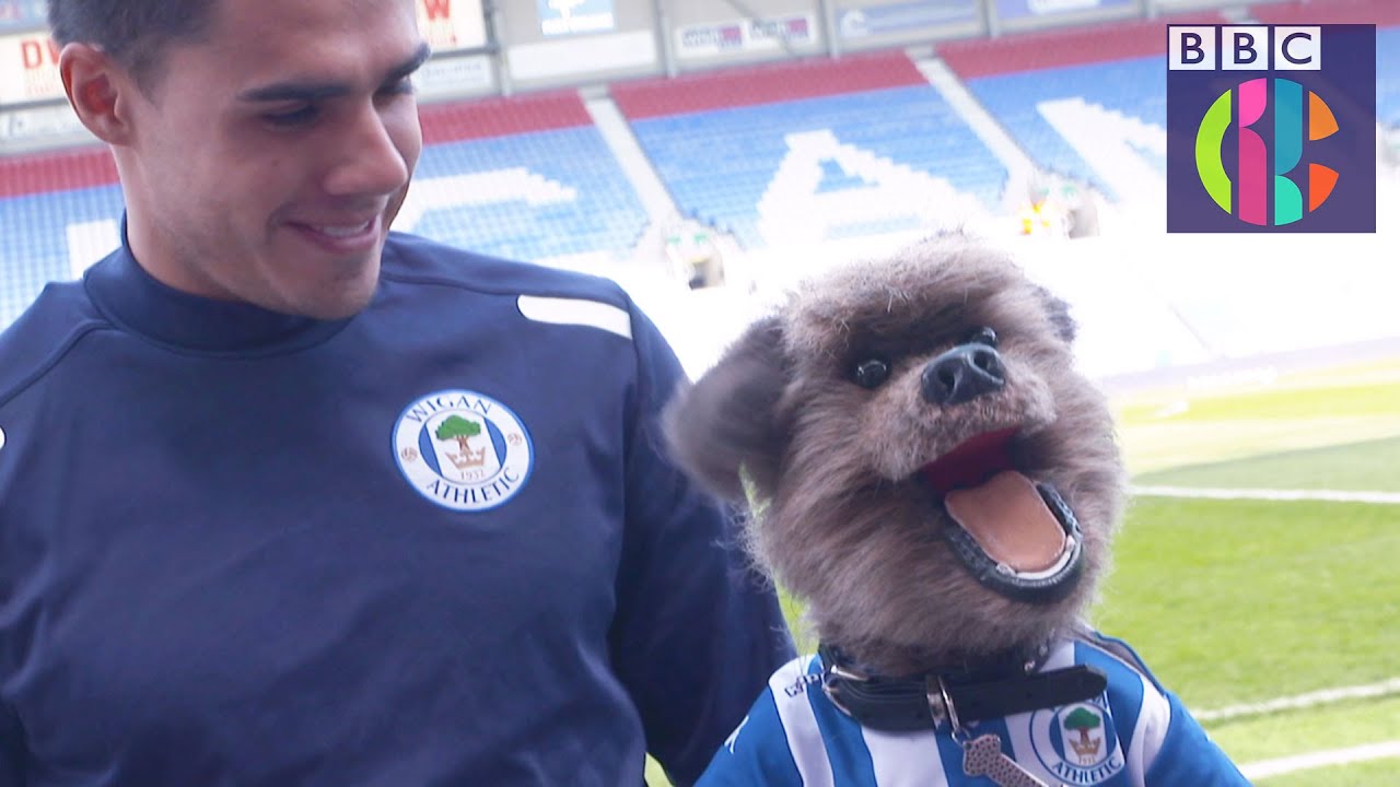 Wigan Athletic gets a visit from Hacker - CBBC