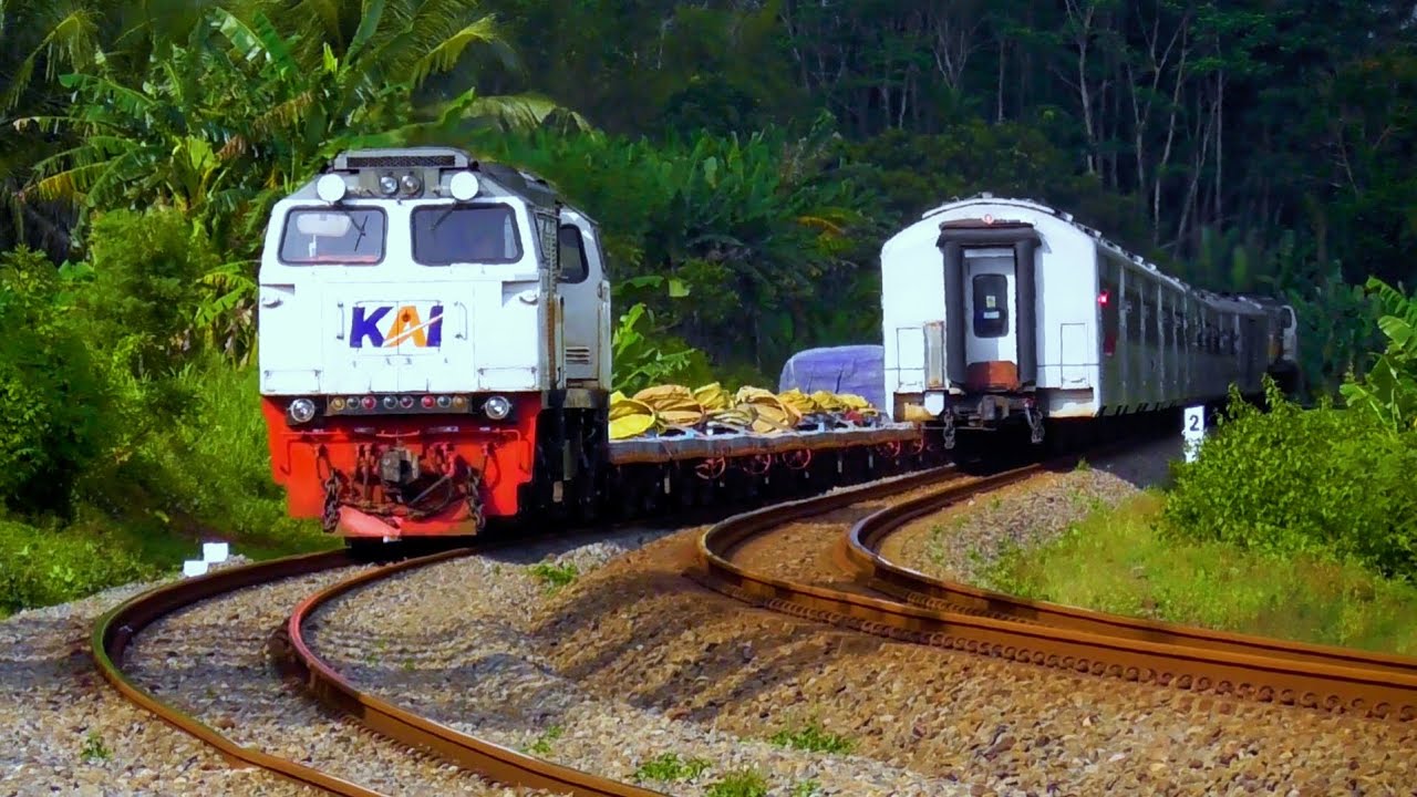 KOMPILASI TOP‼️17 KERETA API PANJANG SALING BERPAPSAN 