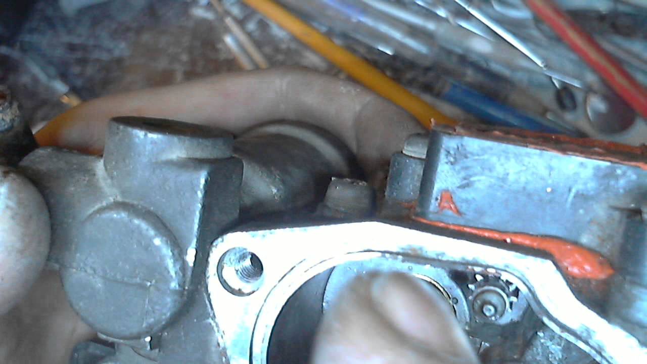 MD614698  mmc sariot 4g63 2.0l akpp N33W 1997g