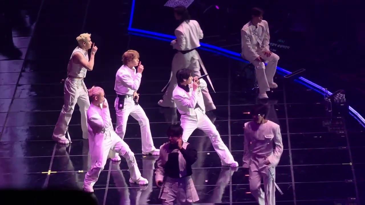 Stray Kids 'Give Me Your TMI' Live Performance  | 6TH FANMEETING | 260328