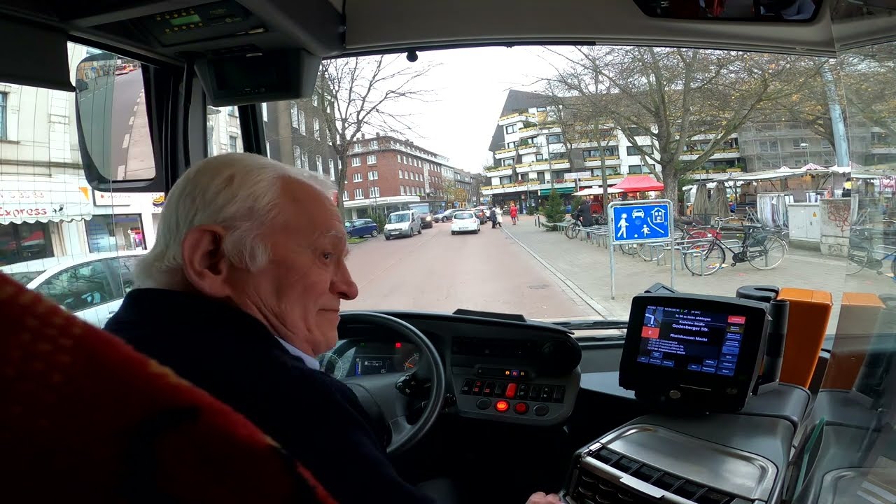 Linie 922 nach Erneuerung der Fahrbahn auf Krefelder Str.  Teil 1