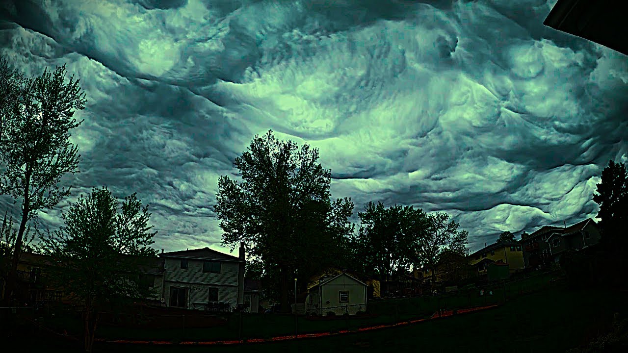Hypnotic Asperatus & Mammatus Clouds Over Nebraska – Time Lapse - April 30, 2025