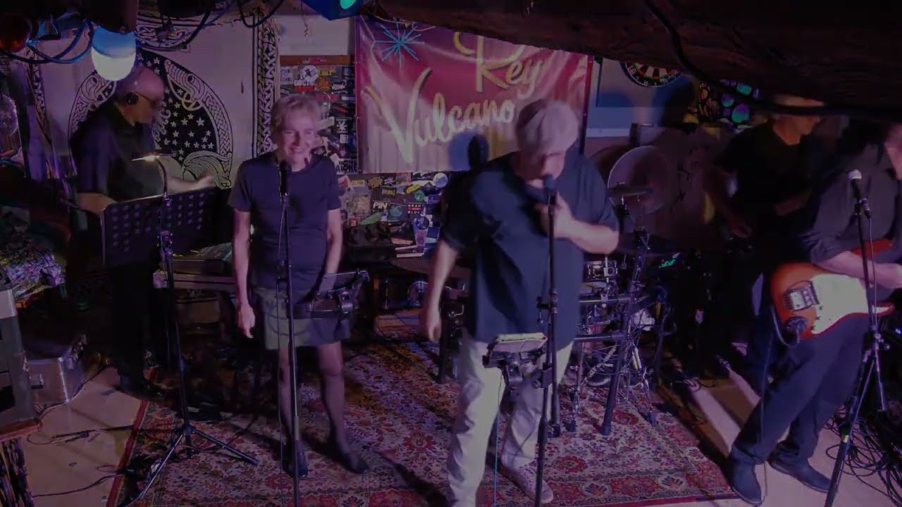 So allein (so lonely police) live 9 24 mit Rey Vulcano