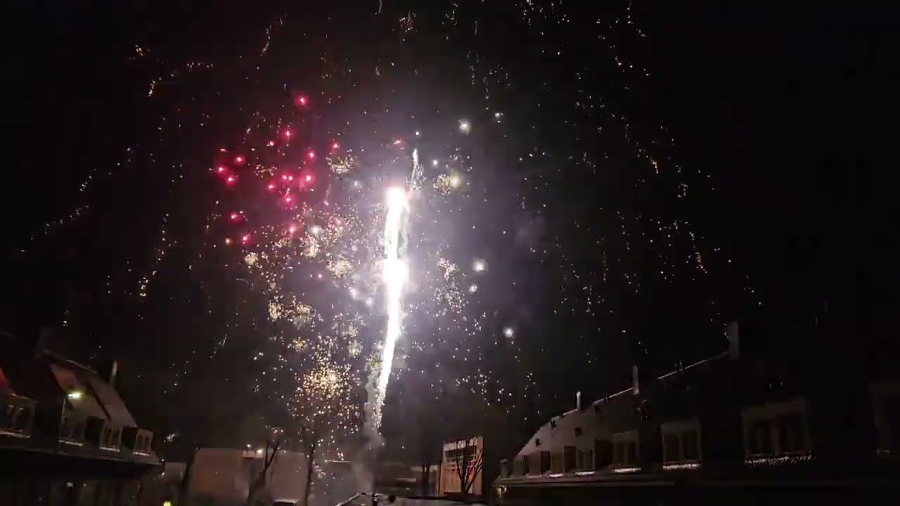 Oud & Nieuw €21,500,- Compilatie Vuurwerkshow 12:00 2023/2024 emmen drenthe het meerveld