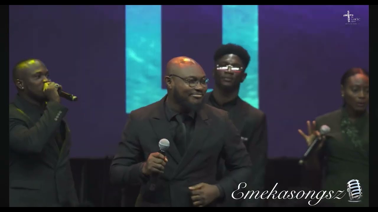 POWERFUL PRAISECAPADE MEDLEY BY EMEKASONGSZ & LOGIC SOUND