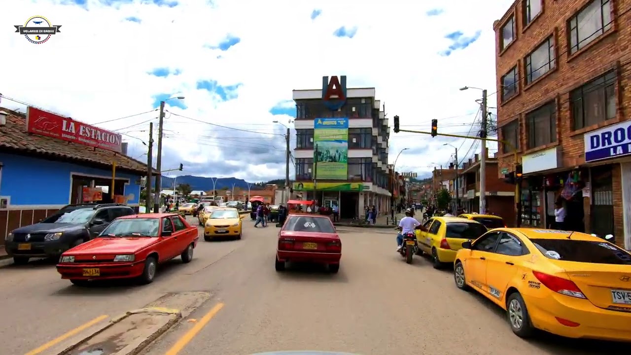VOLANDO EN DRONE 4K -DRIVING UBATE -  CUNDINAMARCA-COLOMBIA