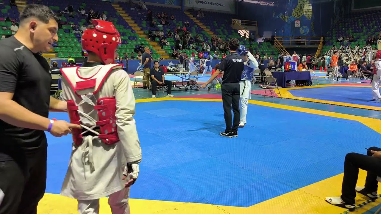 II Campeonato Nacional 2025. Mayor -54K. (Peto azul). Pelea 1/2