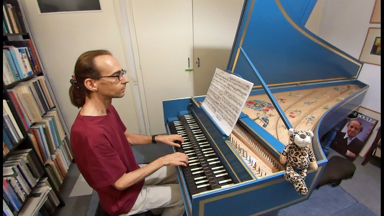 Bach's Toccata in e minor across the years.