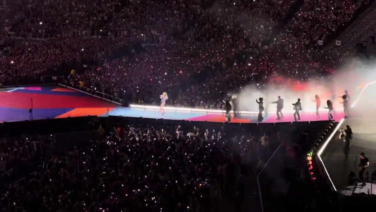 You Need To Calm Down - Taylor Swift THE ERAS TOUR Singapore 240304