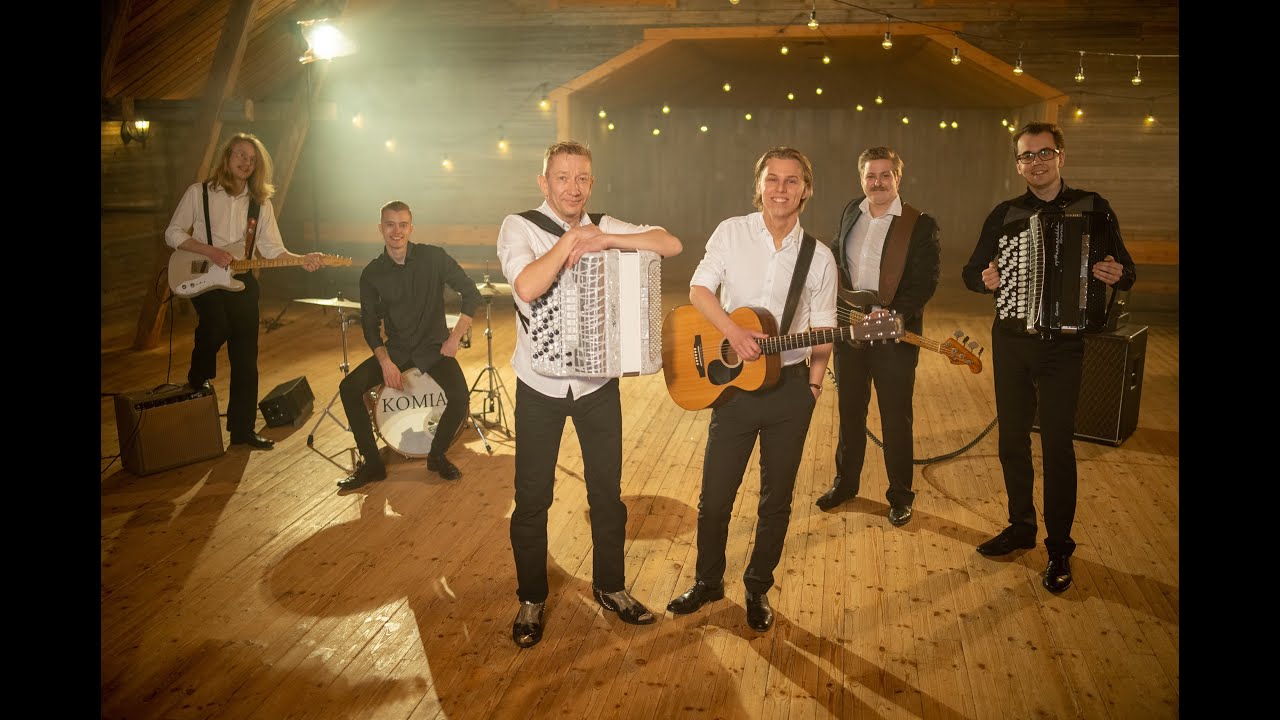 Soittajat soittaa - Komiat ja Simo Silmu