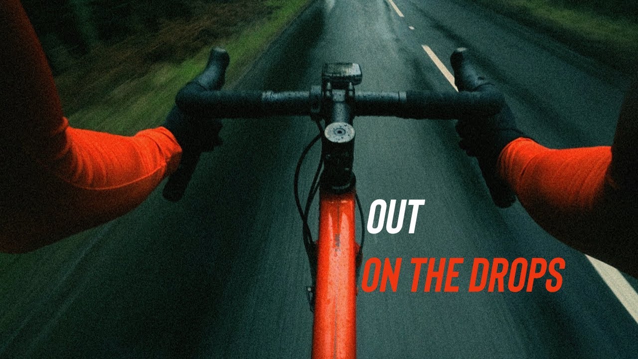 Having fun on 45c tyres.. gravel bike on a tarmac descent | POV