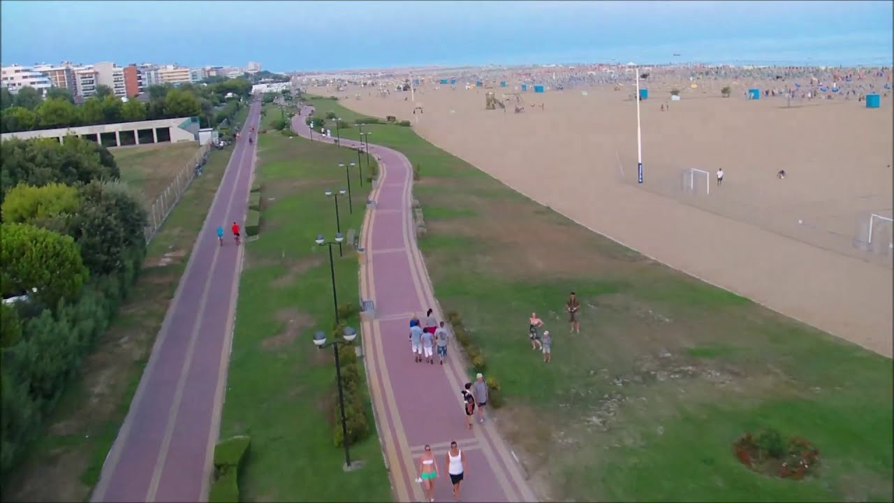 Bibione FPV über Villaggio Turistico Internazionale