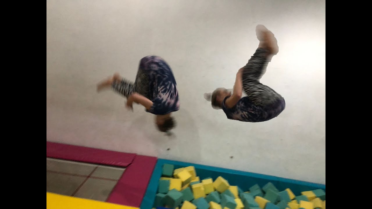 Front Flip | Tutorial | Freerunning & Tricking