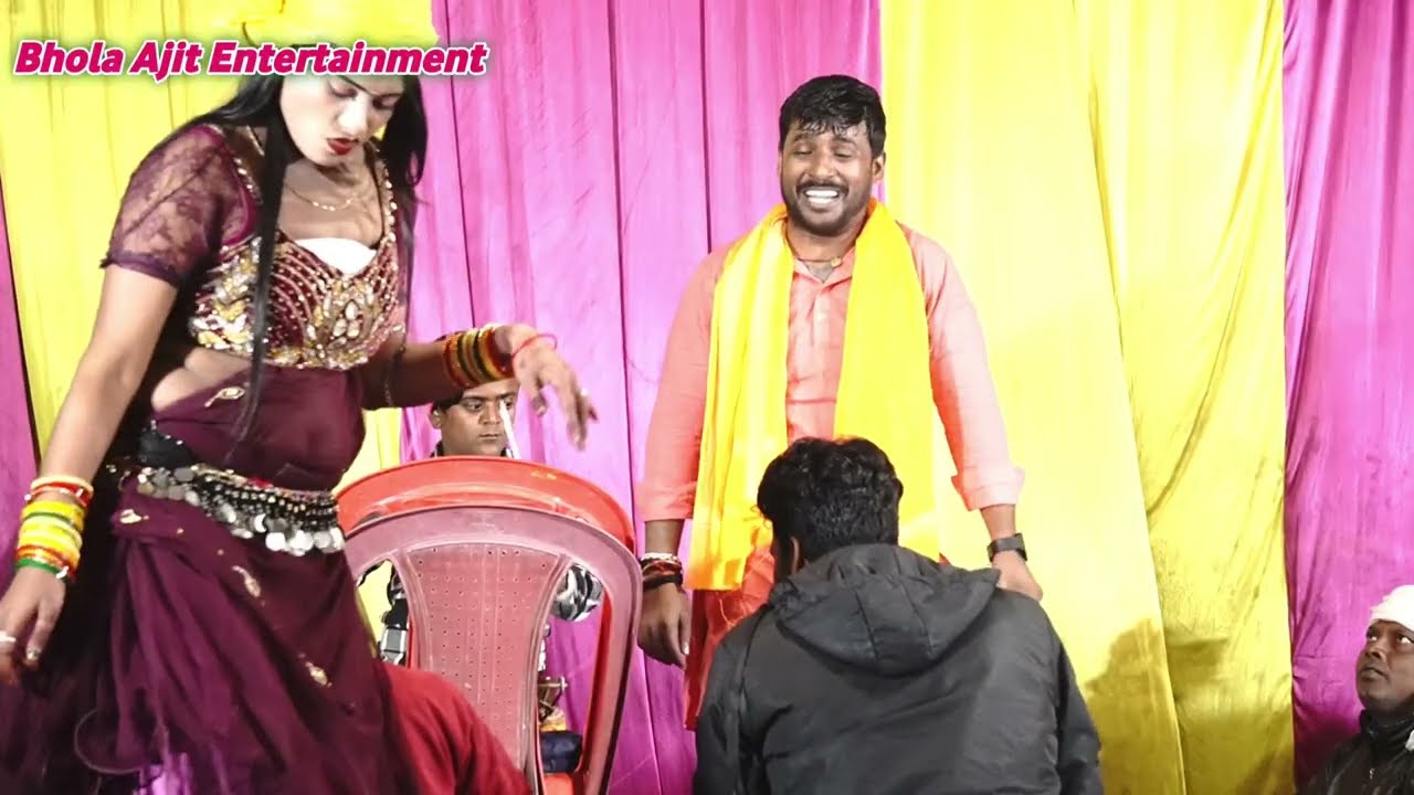 गर्दा गर्दा हो गया रामपुर सुतीहार में || भोला भंडारी अजीत vs मंजय मसीहा || #Holi #dugola 