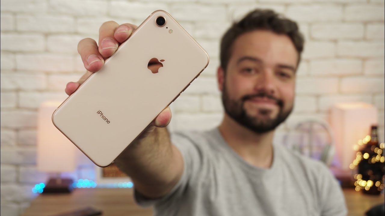 iPHONE 8 tá valendo a pena ou é mais do mesmo? | Análise!