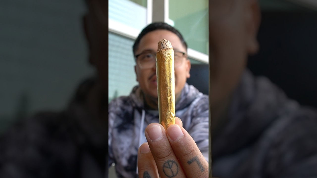 24k gold rolling paper ** ITS HORRIBLE **