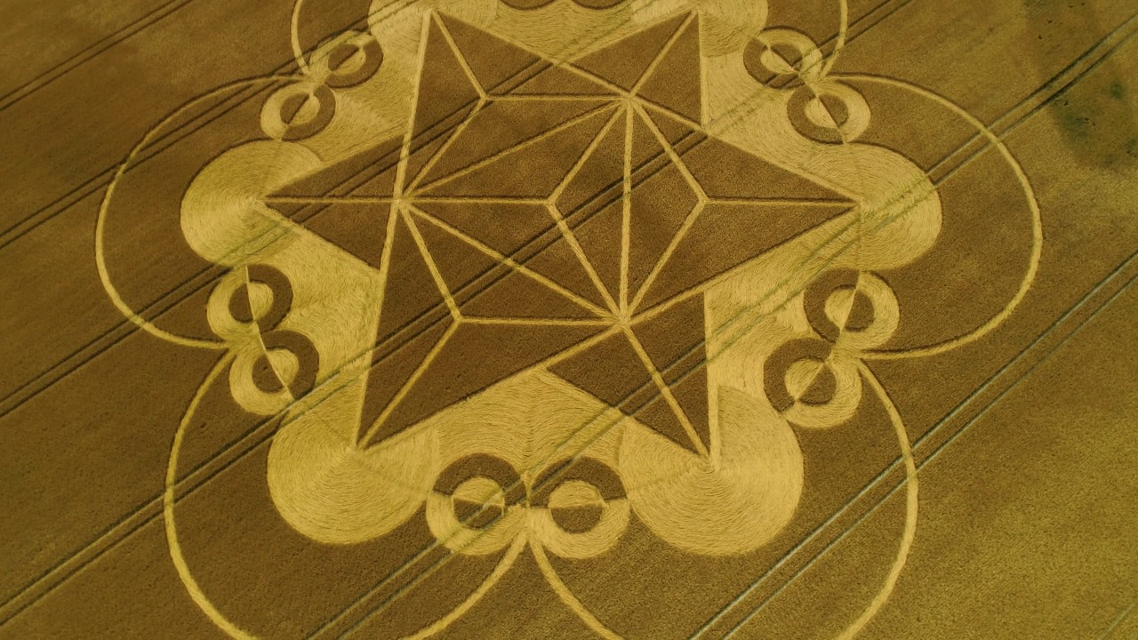 Cley Hill CROP CIRCLE  18.7.2017 SUPERLONG EDIT 4k60p