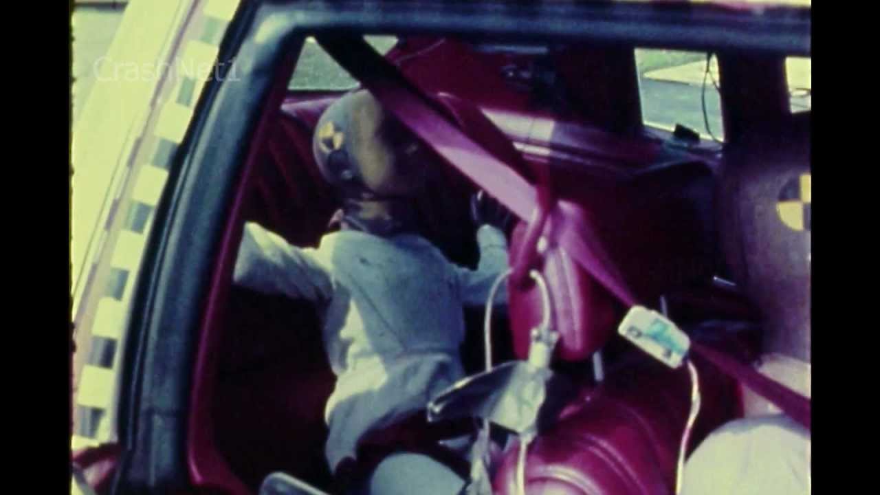 Chrysler Le Baron | 1979 | Frontal Crash Test | NHTSA