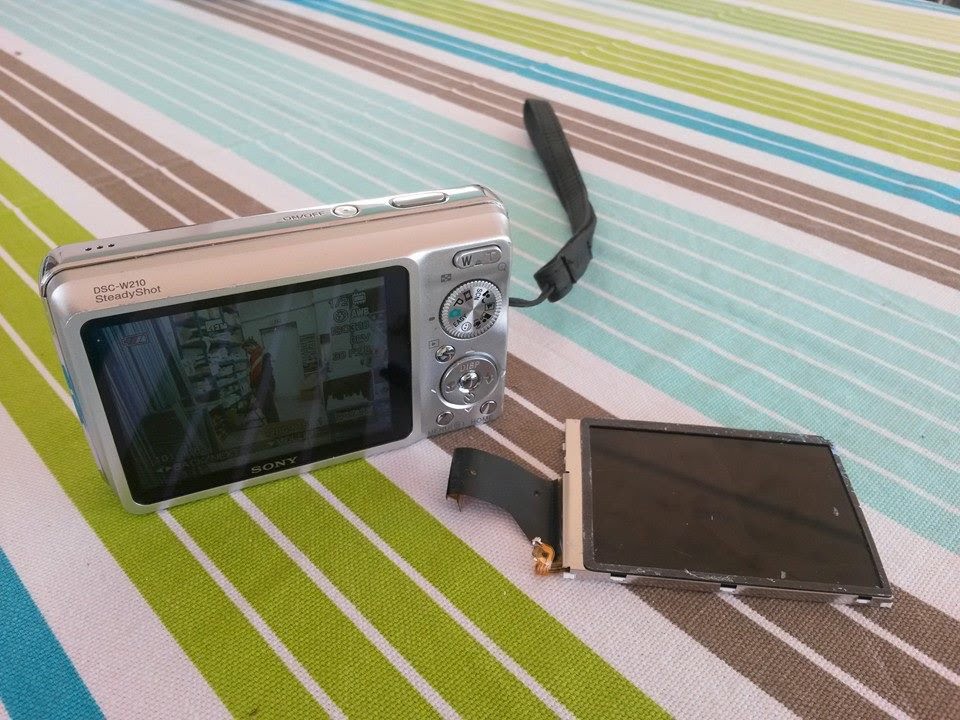 Sony DSC-W210 display replacement