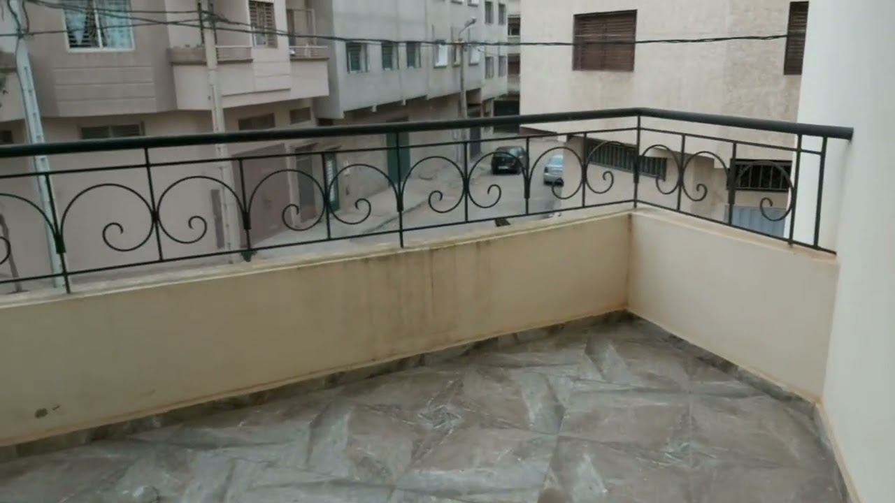مدينة سلا حي رياض سلا دار حرة محفظة مساحتها 100 متر تمن 130 مليون سنتيم 212661247058