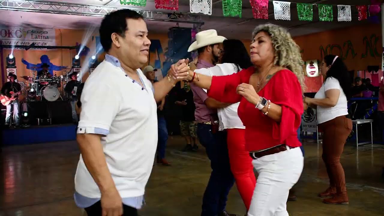 Dame tu guayabita, damela bien madura si tu guayaba es verde no tiene sabrosura.! A bailar