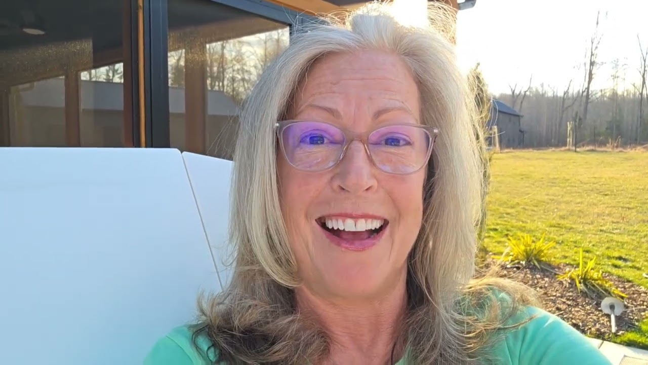 Saturday with Kendra - Do You Know Thyself?