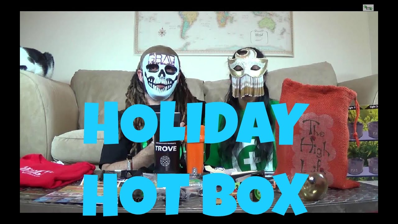 Holiday Hot Box Limited Care Pack Review & Unboxing