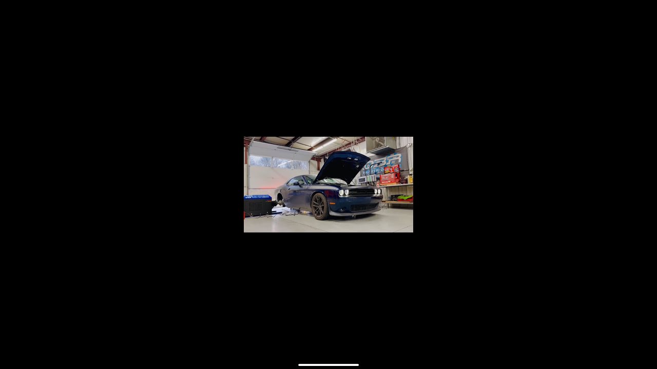 7500rpm 392 HEMI!!
