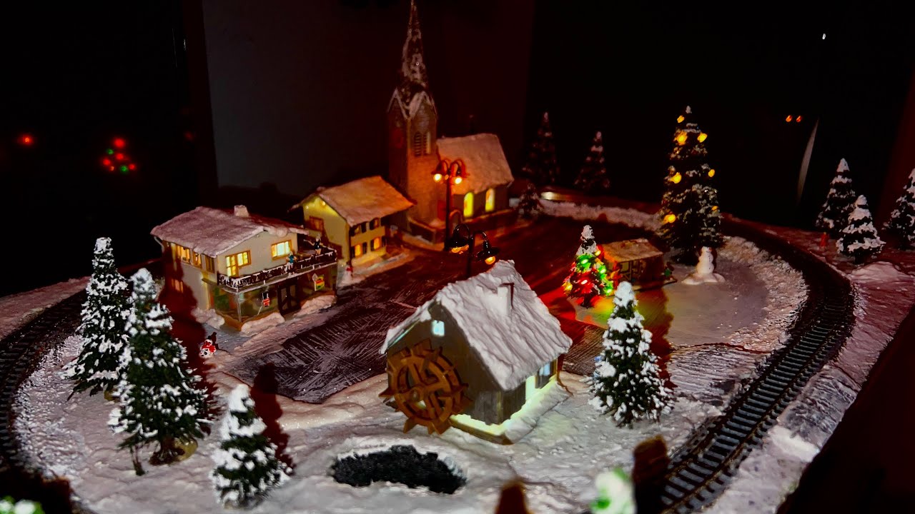 Weihnachtsdorf #train #modellbahn #modeltrains #railway 