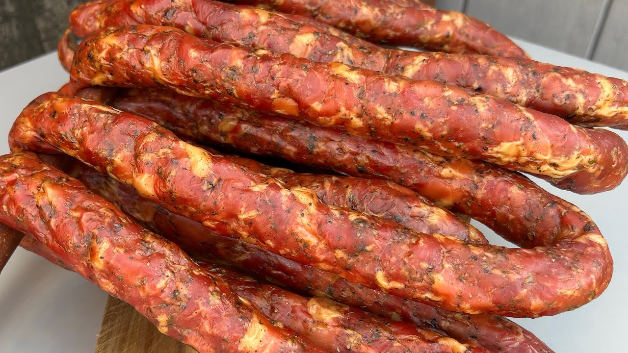 Kiełbasa swojska, szarpana. Czy 5g/kg pieprzu czarnego to dużo?