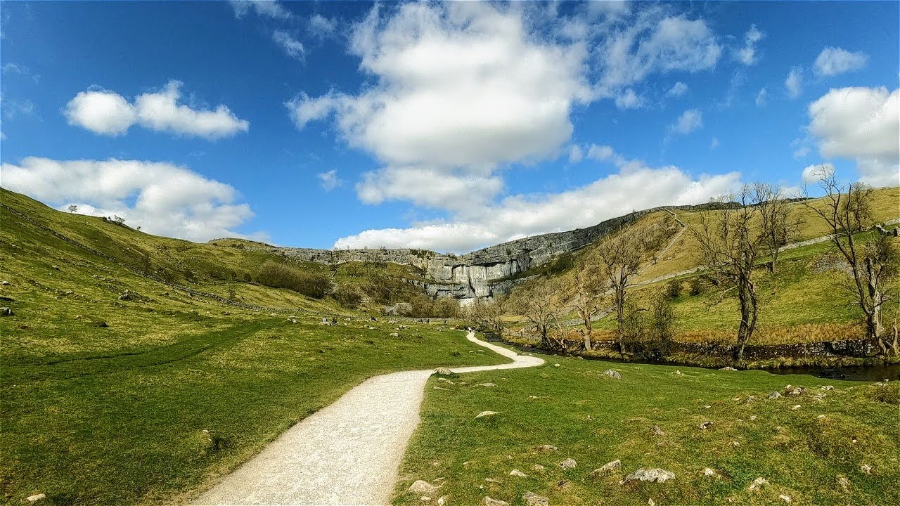 Malham Cove, Janet's Foss, Gordale Scar Yorkshire Dales