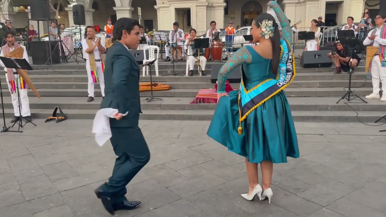 Navidad🎄-Marinera Limeña al niño Redentor-Autor: Luis Briceño/ Qallay💃