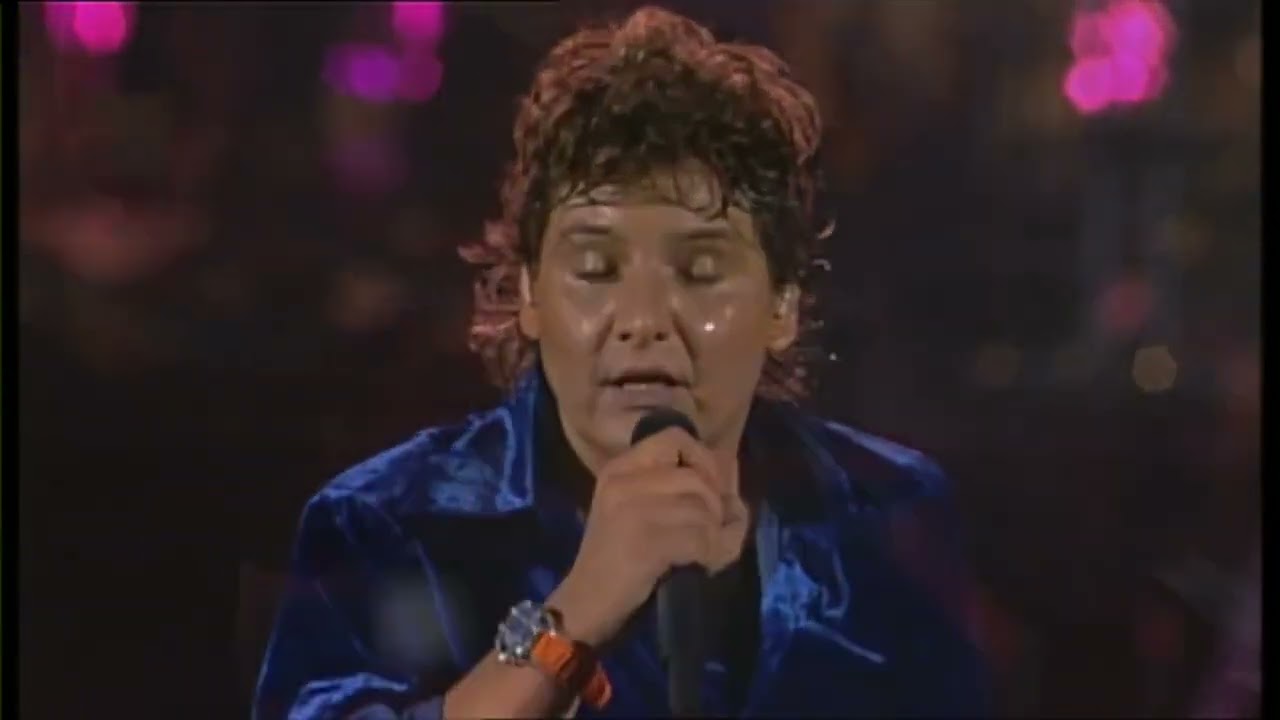 Rene Froger - Why Are You So Beautiful ( Live in De Kuip 2000) #Renefroger 