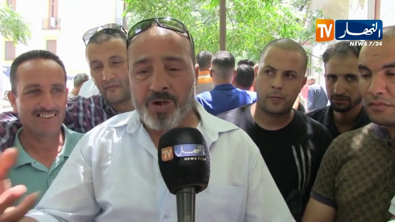 قسنطينة : مواطنون يحتجون أمام مقر الدائرة للمطالبة بالسكن