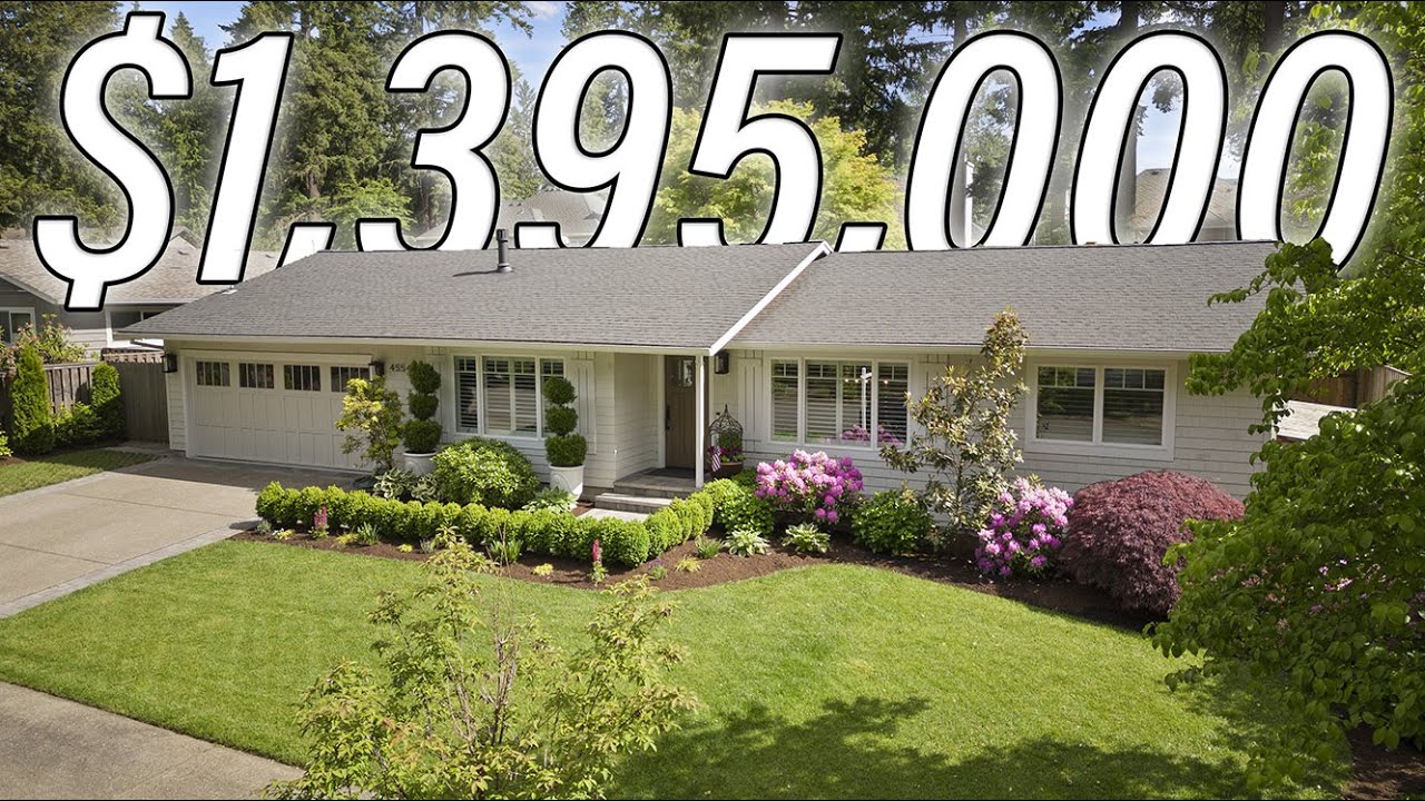 Inside a rare $1.4M Lake Oswego single level with STUNNING courtyard!