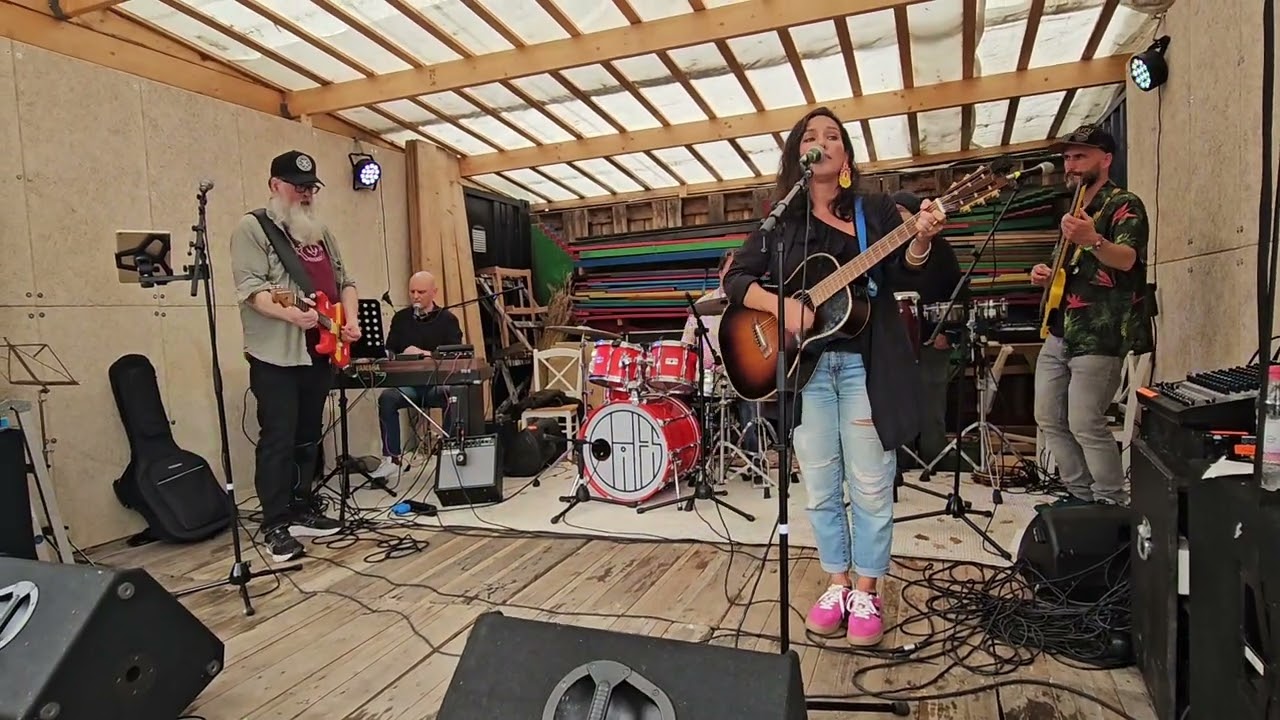Caro Luna feat Ingelsträde Allstar: Ay Amor - Reggaefesten, Brygghallen, Höganäs 250705