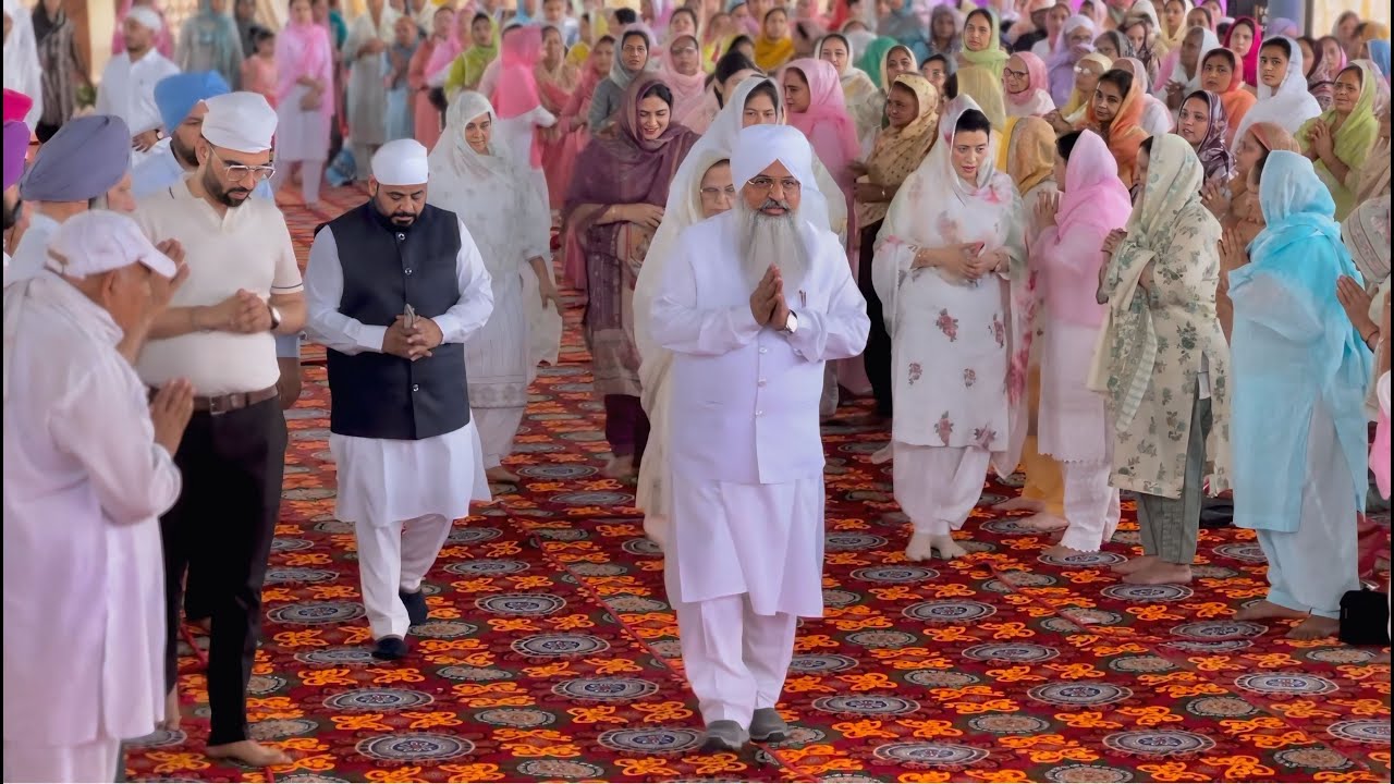 Hum Santan Ki Ren Pyare ਹਮ ਸੰਤਨ ਕੀ ਰੇਨੁ ਪਿਆਰੇ ਹਮ ਸੰਤਨ ਕੀ ਸਰਨਾ ।।
