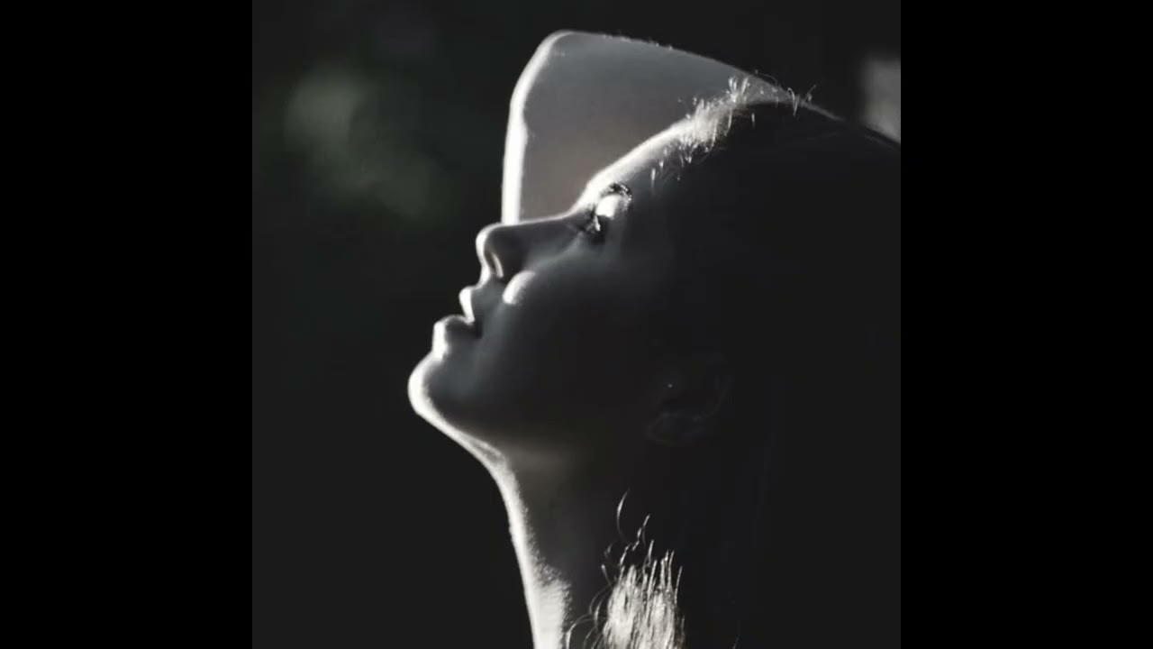 Jennie Tantillo - I'll Hold The Weather (official)