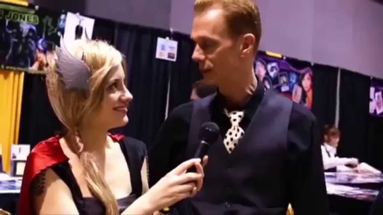 TOTALLY nerding out on Actor Doug Jones