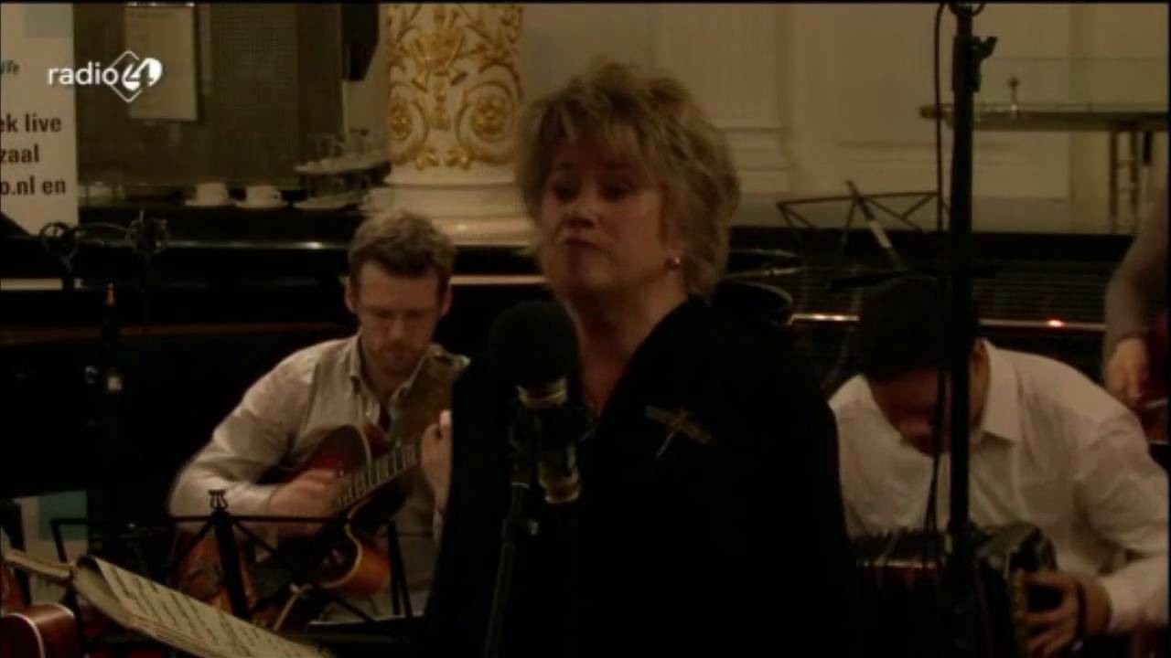 Jenny Arean & Tango Dorado - Iemand moet het doen